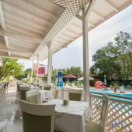 Perla Plaza 3* פרימורסקו