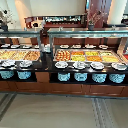 Perla Plaza 酒店 普里莫尔斯科