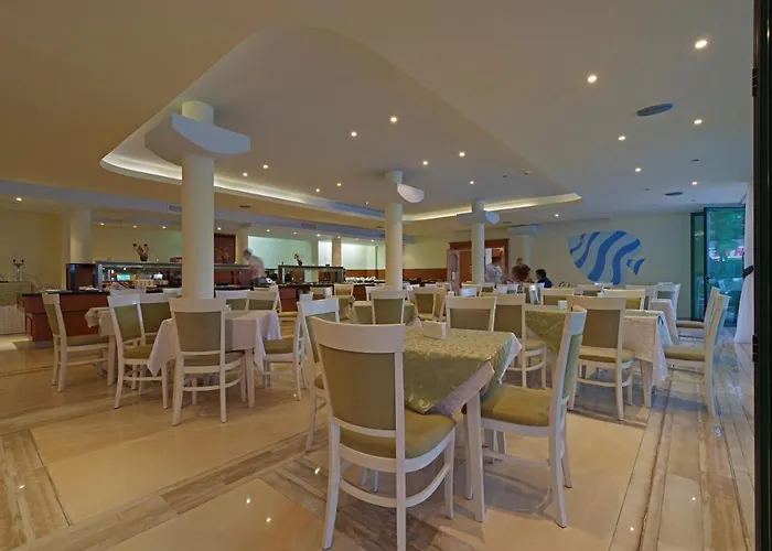 Perla Plaza Hotel 3* Primorsko