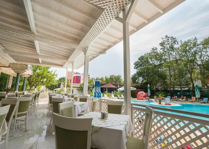 Perla Plaza Hotel 3* Primorsko