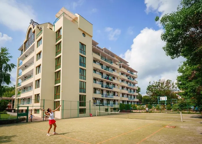 Perla Plaza Ξενοδοχείο 3*